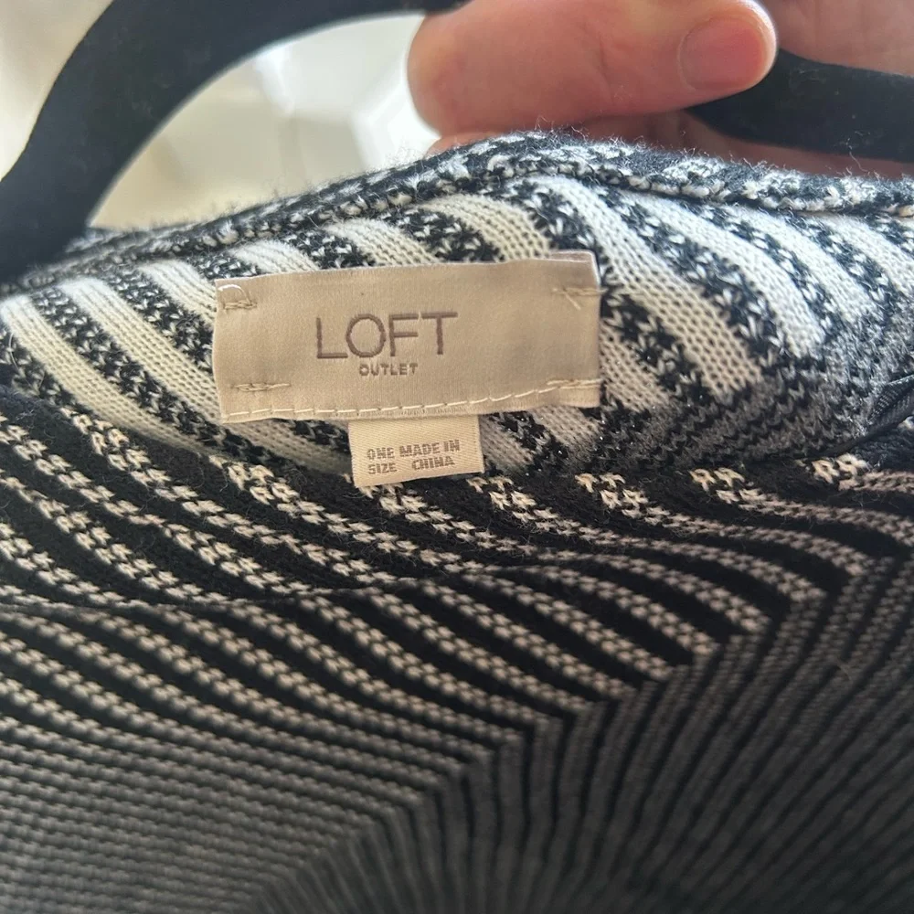 LOFT Black and White Knit Poncho